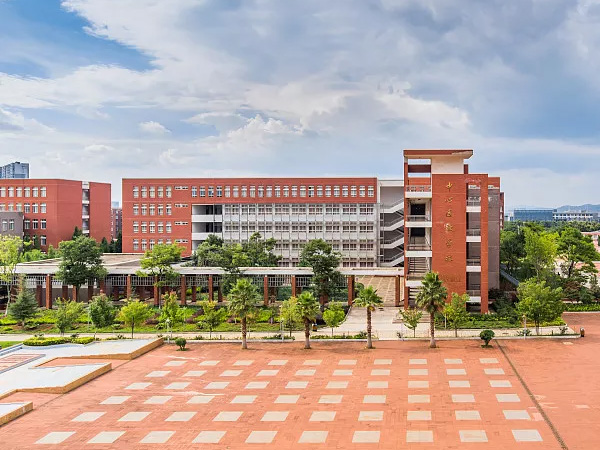 院校洗涤设备解决方案